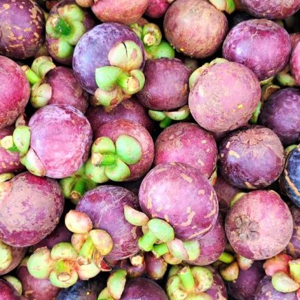 A pile of mangosteen