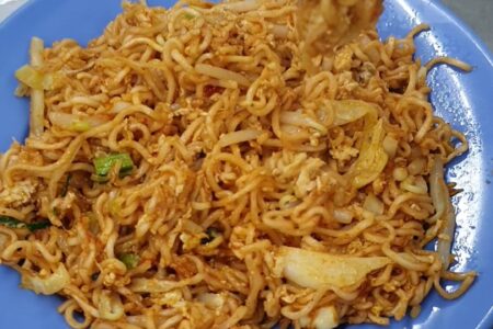 A plate of Maggie Mee goreng, or fried mee goreng maggi.