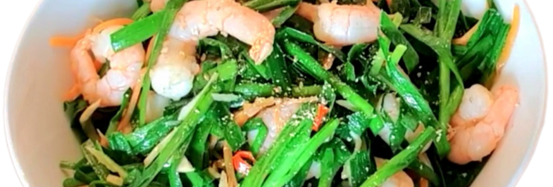 Lovely stir fry prawns with garlic chives ready to be served.