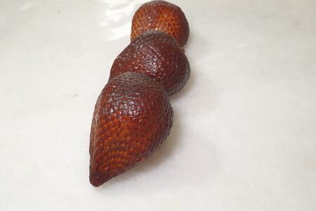 3 pieces of snake skin fruit looking like a snake!